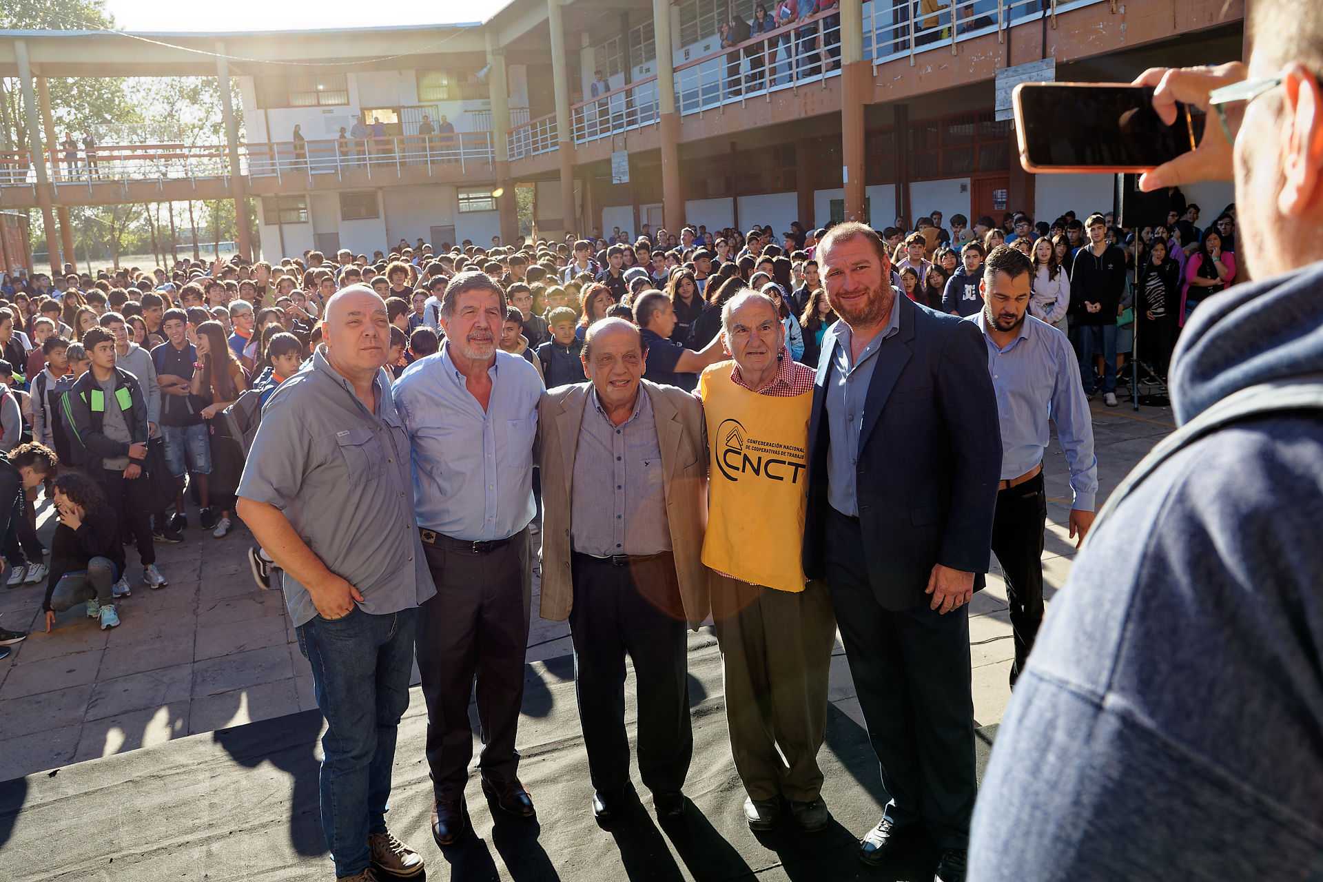 Mussi y Sileoni inauguraron el Edificio Anexo del Politécnico de Berazategui