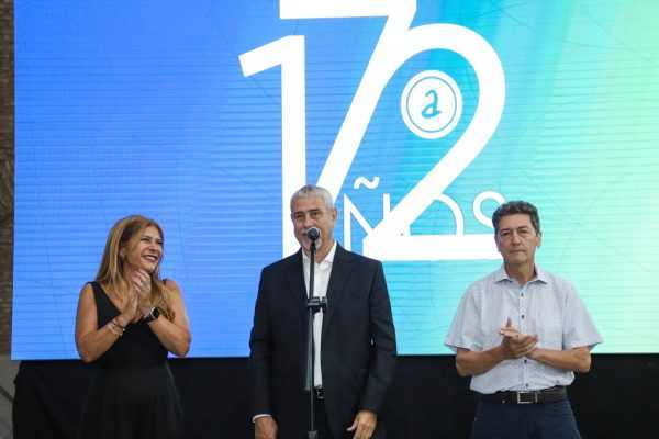 Una multitud celebró el aniversario de Avellaneda