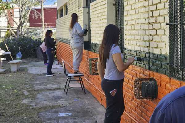 Jornada de Trabajo en la Escuela Artística de Berazategui