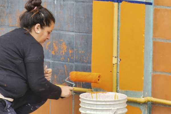 Se realizaron trabajos de pintura en la Escuela Primaria N° 44
