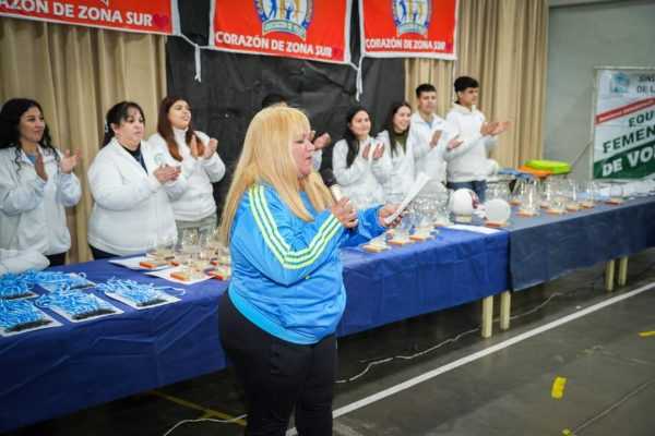 Gran Ceremonia de Premiación del Torneo Apertura de la Asociación de Vóley Capital Nacional del Vidrio