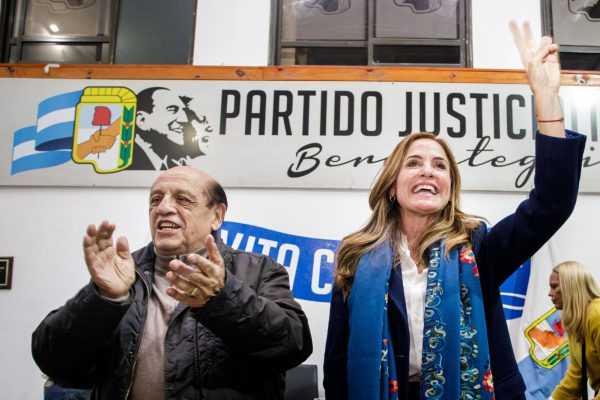 Mussi y Tolosa Paz entregaron el reconocimiento «Eva Trabajadora» a Mujeres de Berazategui