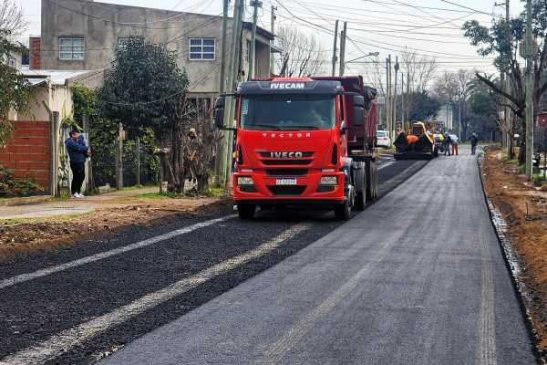 Obras de mejora en la Red Vial en el Barrio Santa Rosa