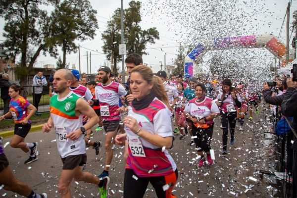 Más de 2500 atletas participaron de la Carrera por el 358° aniversario de Quilmes