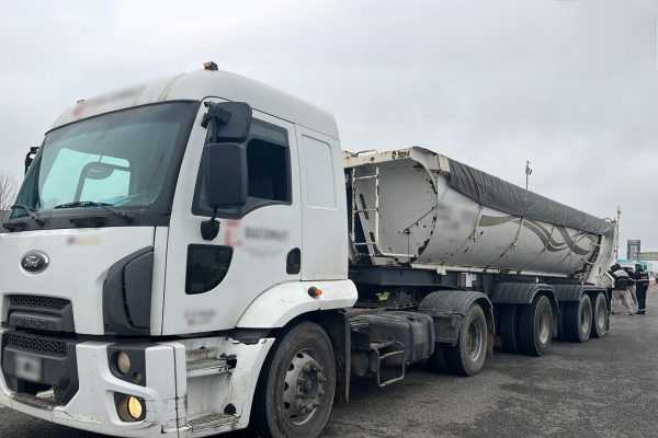 En nuevos operativos, uno de ellos en Hudson, Provincia detectó 51 toneladas de cargas ilegales
