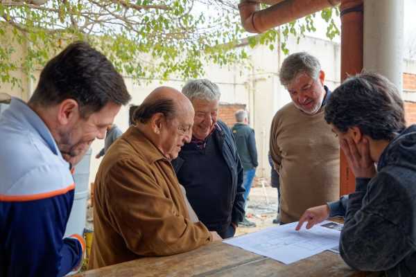 Mussi supervisó las Obras del futuro Centro Cívico Municipal Villa España-Plátanos