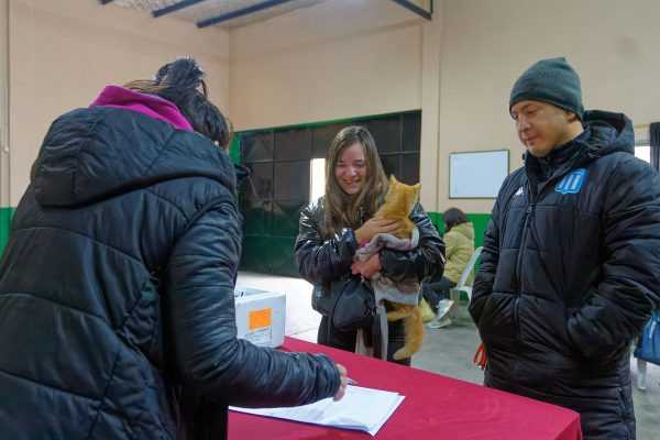 Continúan los servicios gratuitos de Salud Animal en los barrios