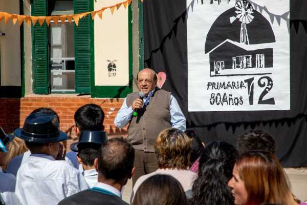 La Primaria N°12 de El Pato celebró su 80° Aniversario