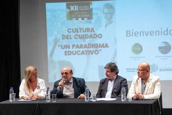 Mussi y Sileoni encabezaron la Apertura de las Jornadas Pedagógicas de DIEGEP