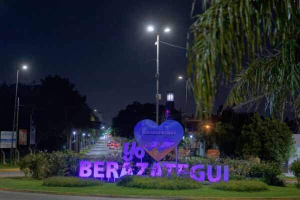 Berazategui se iluminó de Azul en el Día Mundial de Concientización sobre el Autismo