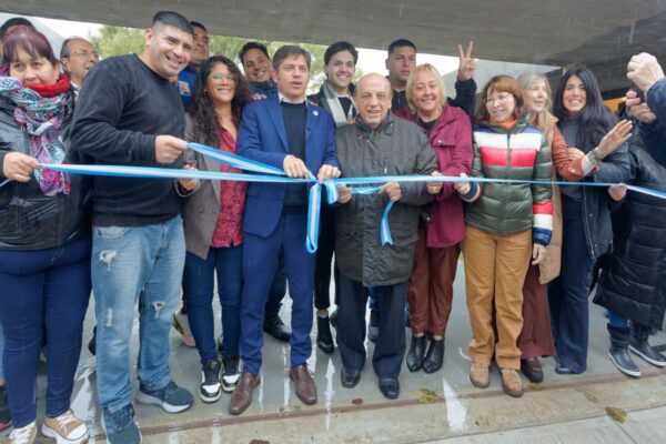 Kicillof y Mussi inauguraron un Club en Plátanos