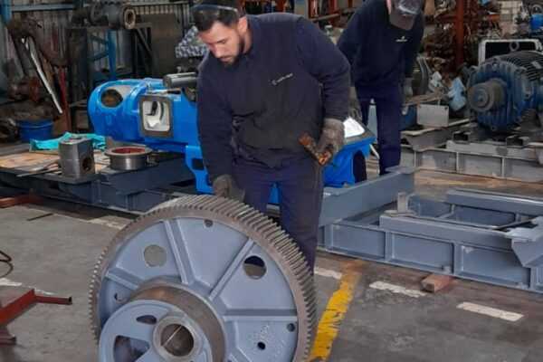 Metalcrom S.A. es hoy una empresa de vanguardia que enorgullece a Berazategui