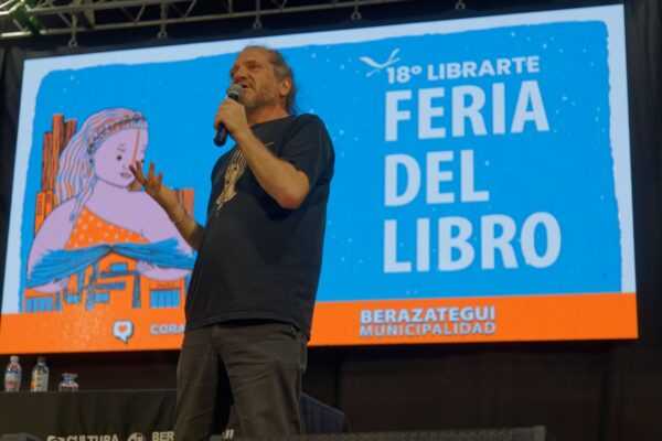 Darío Sztajnszrajber se presentó en LibrArte