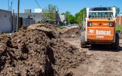 Siguen los trabajos para mejorar el servicio de cloacas en los barrios
