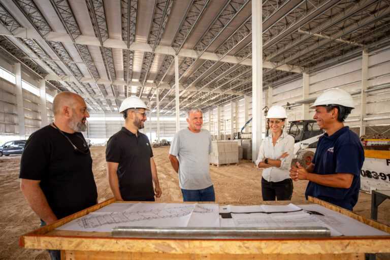 Carlos Balor visitó el predio de Hansa, donde se construye un nodo logístico y comercial