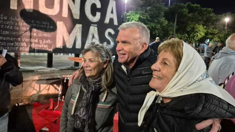 Carlos Balor participó de la 4° Vigilia por la Memoria, la Verdad y la Justicia