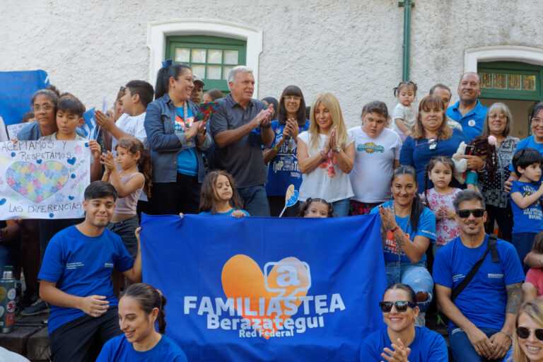 Carlos Balor participó de una jornada de concientización sobre el Autismo en Ranelagh