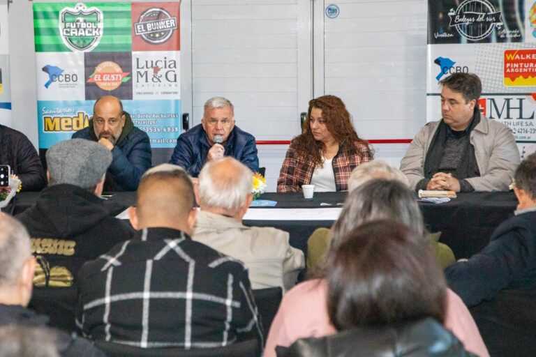 Carlos Balor presentó un proyecto de renovación de veredas para Berazategui Oeste
