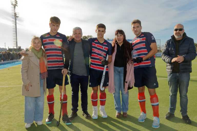 Ducilo Hockey homenajeó al Dr. Juan José Mussi