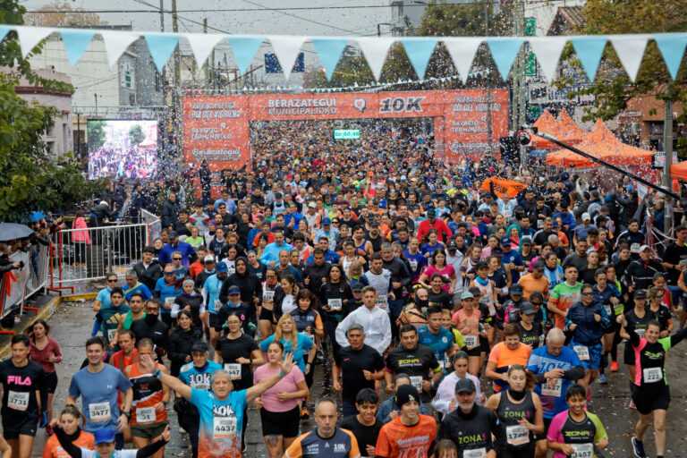 Multitudinaria y colorida 37° Prueba Atlética 10K Día del Vidriero