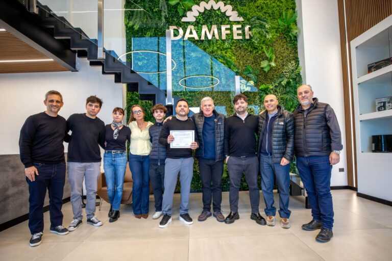 Balor entregó el título de habilitación a una industria