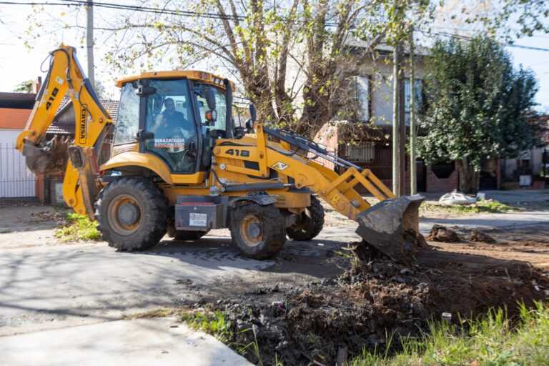 Más obras de saneamiento mejoran la calidad de vida de los vecinos en los barrios