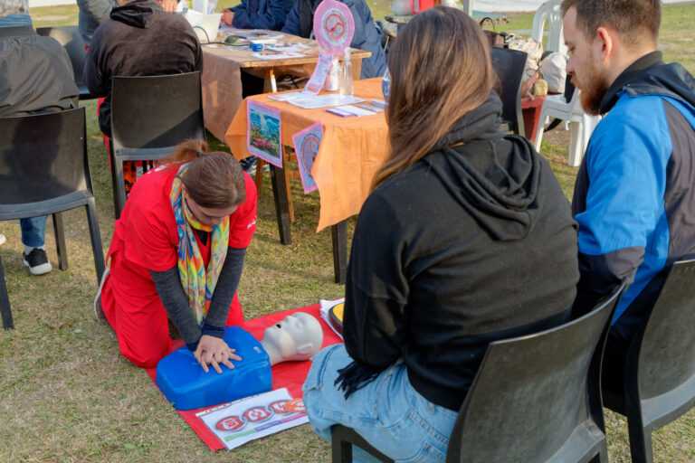 Servicios de salud gratuitos en El Pato