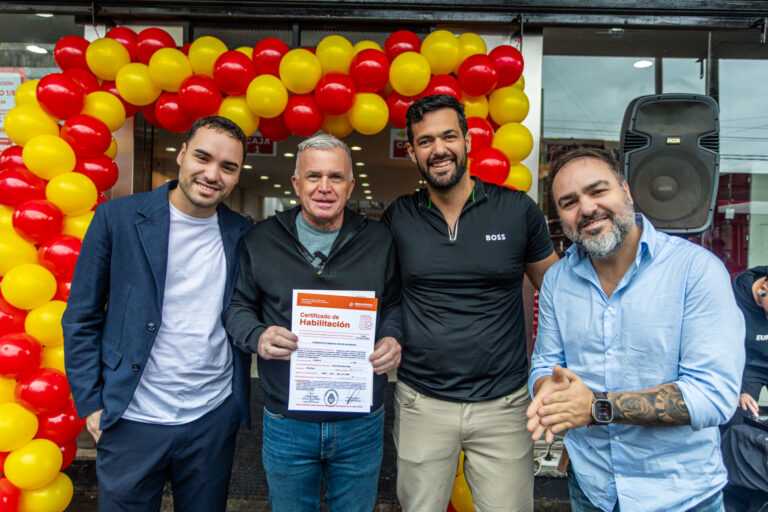 Supermercados El Colosal abrió una nueva sucursal en Berazategui