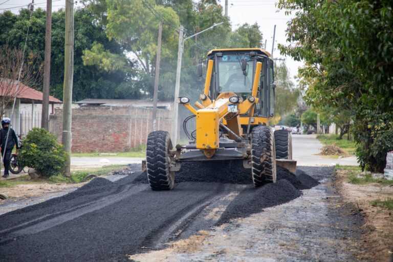 Nuevo asfalto para el barrio Jacarandá