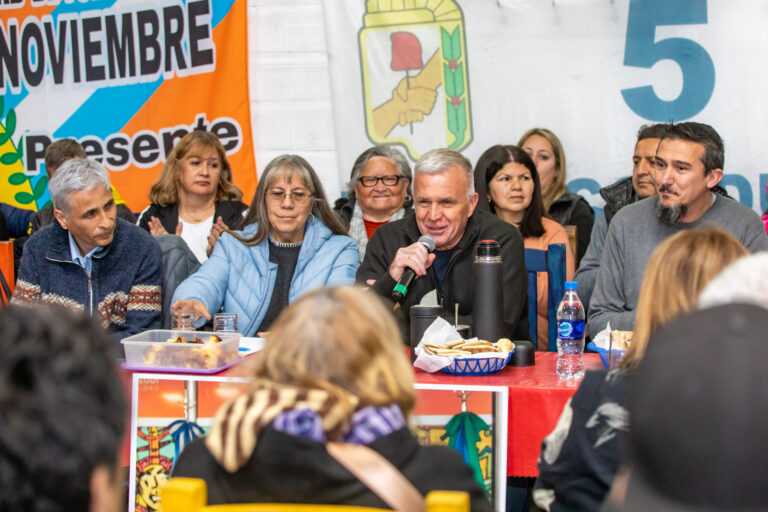 Carlos Balor compartió un encuentro político con referentes de la Zona 5