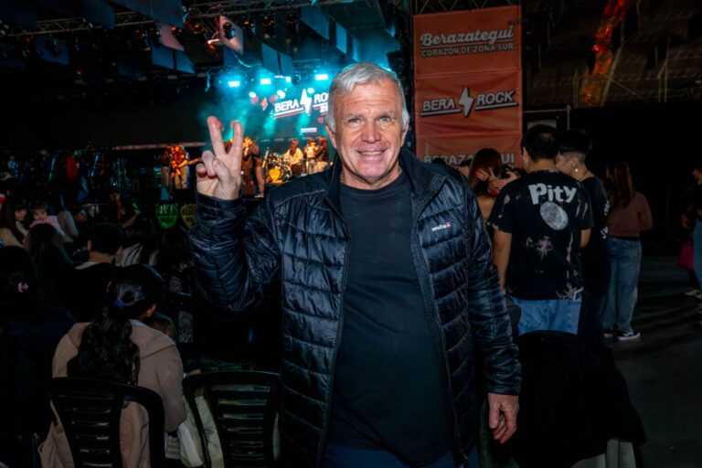 Carlos Balor estuvo en el arranque del Bera Rock 2026