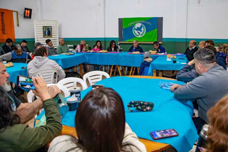 Balor compartió una mateada con vecinos e instituciones del barrio Aldana