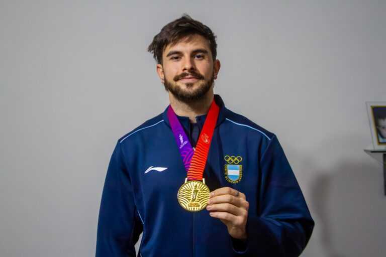Un berazateguense, campeón con Los Gladiadores de la Selección Argentina de Handball